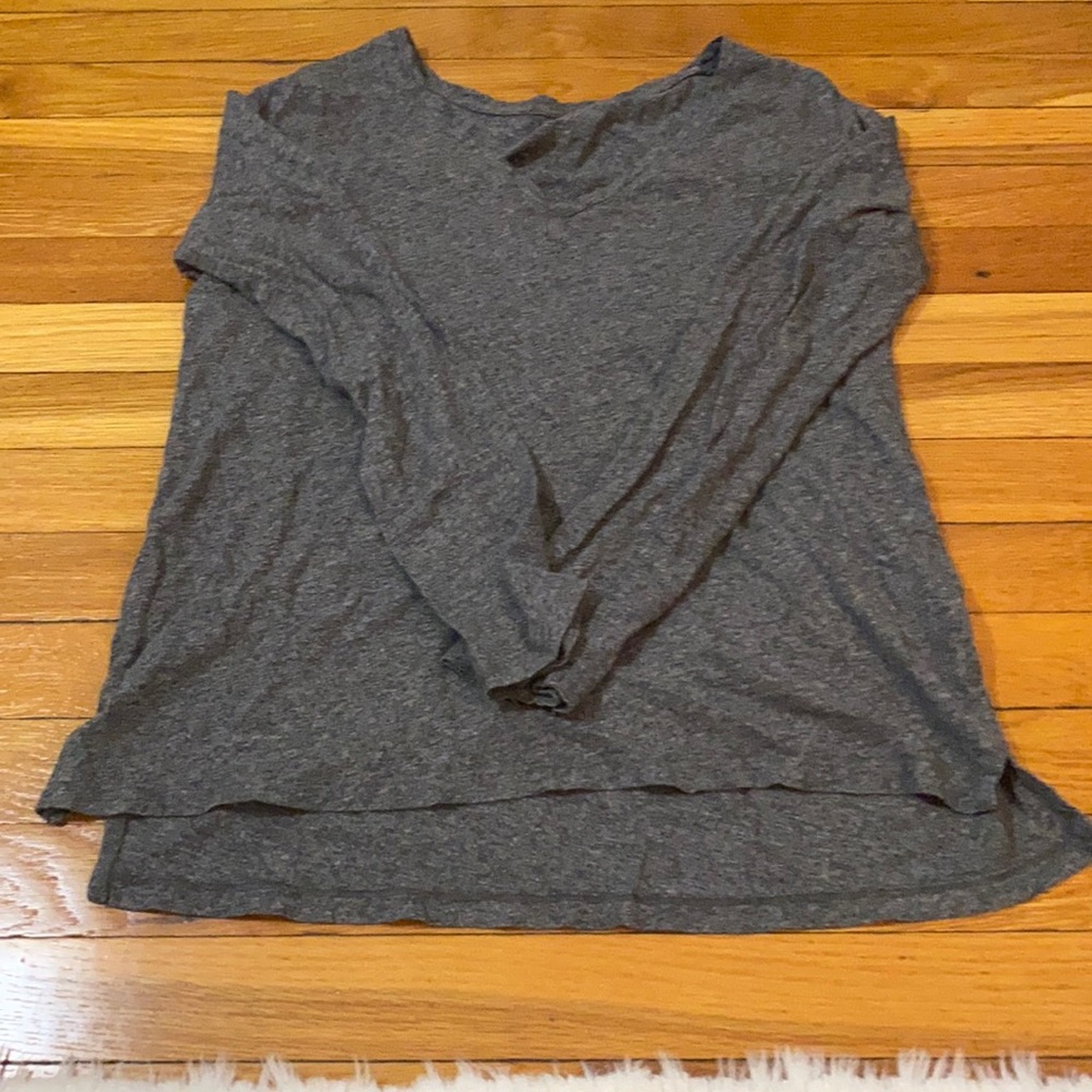 never worn comfy dark grey women’s t-shirt